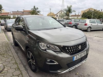 Usado 2018 Peugeot 3008 Sedan | € 14.500 (Preço justo)