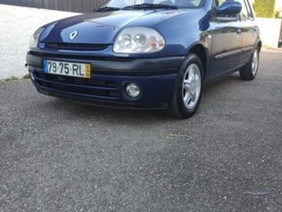 Renault Clio II