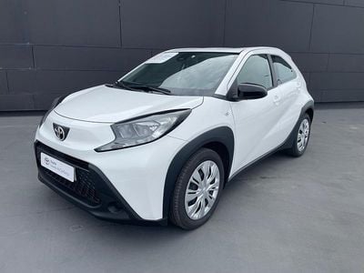 Usado Toyota Aygo X X-play 72 HP (52 kW) 2024 Branco (sólida) SUV