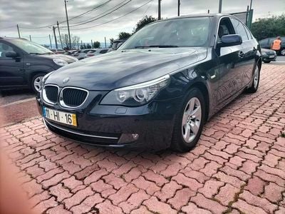 Azul escuro Usado 2009 BMW 520 Sedan | € 14.500 (Caro)