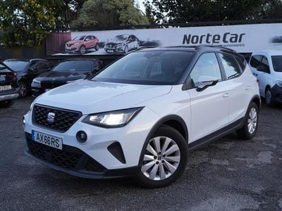 Branco Usado 2023 Seat Arona SUV | € 17.750 (Bom preço)