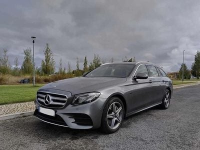 Usado Mercedes E300 306 HP (225 kW) 2020 Cinzento
