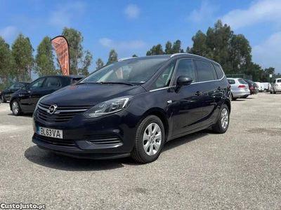 Usado Opel Zafira Innovation 134 HP (98 kW) 2018 Branco Monovolume