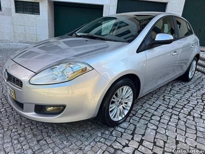 Usado Fiat Bravo Active 105 HP (77 kW) 2009 Cinza Citadino
