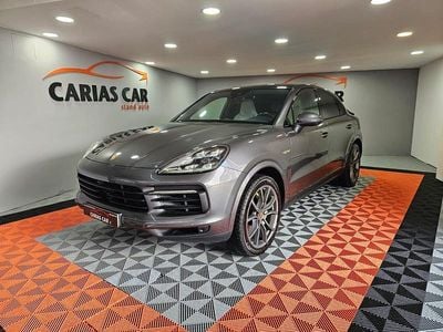 Usado Porsche Cayenne Platinum Edition 462 HP (339 kW) 2022 Cinza SUV