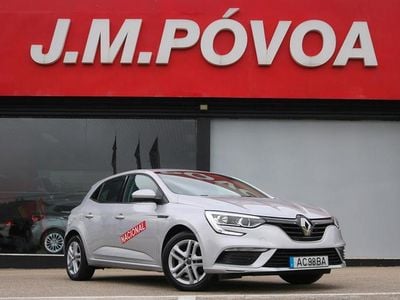 Usado Renault Mégane IV 95 HP (69 kW) 2020 Cinzento