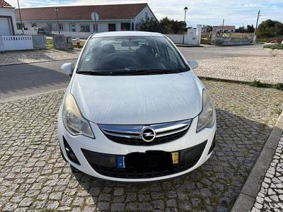 Usado 2013 Opel Corsa Sedan | € 6.100
