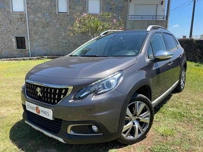 Cinza Usado 2019 Peugeot 2008 Allure SUV | € 12.999 (Bom preço)