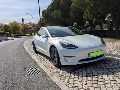 Branco Usado 2020 Tesla Model 3 Long Range AWD Sedan | € 19.500 (Bom preço)