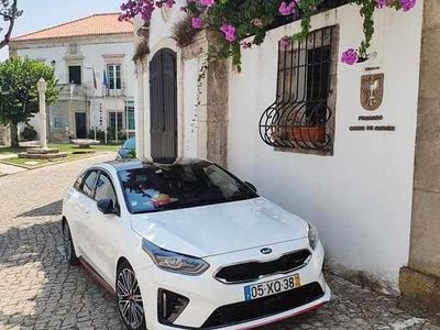 Branco Usado 2019 Kia Ceed GT Carrinha | € 24.000 (Preço justo)