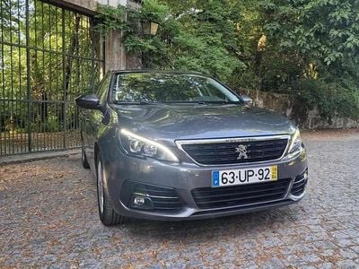 Usado Peugeot 308 131 HP (96 kW) 2018 Cinzento Carrinha