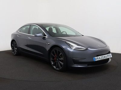 Cinzento Usado 2019 Tesla Model 3 Sedan | € 28.990 (Preço elevado)