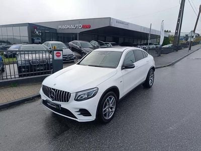 Branco Usado 2017 Mercedes GLC350 AMG line Coupé | € 42.500 (Preço elevado)