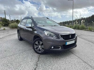 Cinzento Usado 2019 Peugeot 2008 Style SUV | € 11.250 (Super Preço)