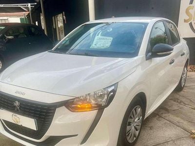 Branco Usado 2021 Peugeot 208 Citadino | € 12.900 (Preço justo)