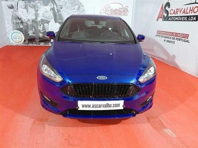 Usado Ford Focus ST-Line 125 HP (91 kW) 2017 Azul Sedan