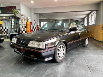 Preto Usado 1987 Renault R9 Sedan | € 9.800
