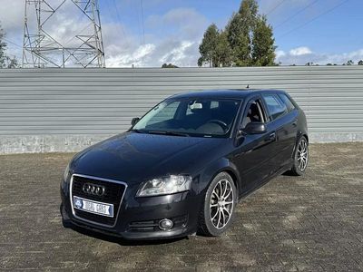 Usado Audi A3 Sport 105 HP (77 kW) 2012 Preto Citadino