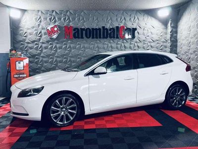 Usado Volvo V40 Momentum 115 HP (84 kW) 2013 Branco