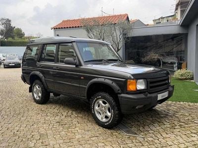 Usado Land Rover Discovery 2 138 HP (101 kW) 1999 Cinzento SUV