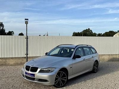 Cinza prata Usado 2007 BMW 320 Exclusive Carrinha | € 11.900 (Caro)