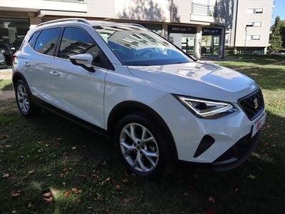 Usado Seat Arona 110 HP (80 kW) 2023 Branco SUV