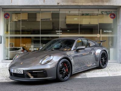 Porsche 911 Carrera GTS