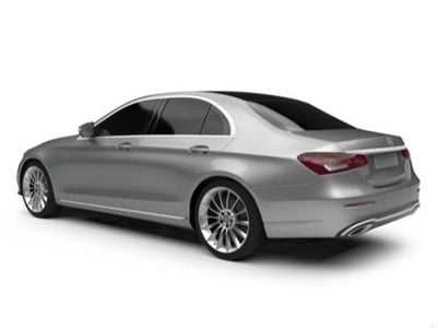 Usado Mercedes E220 AMG line 200 HP (147 kW) 2021 Cinzento Sedan