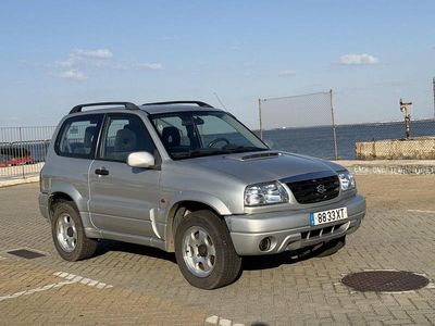 Cinza Usado 2004 Suzuki Grand Vitara SUV | € 7.900