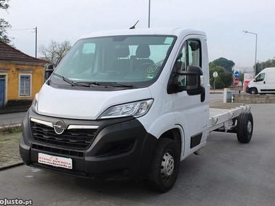 Usado Opel Movano 140 HP (102 kW) 2023 Branco Van