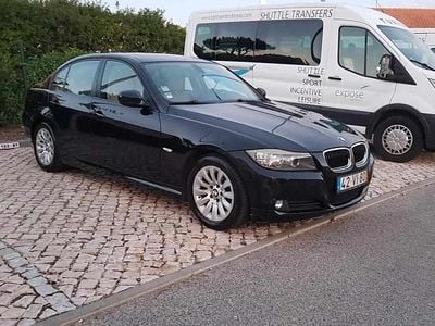 Preto Usado 2009 BMW 320 Sedan | € 12.500