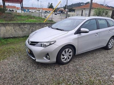Usado 2014 Toyota Auris Sedan | € 9.950 (Super Preço)