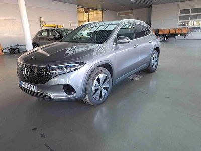 Mercedes EQA250+