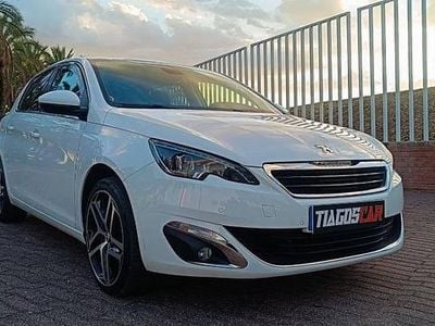 Branco Usado 2016 Peugeot 308 | € 9.990 (Preço justo)