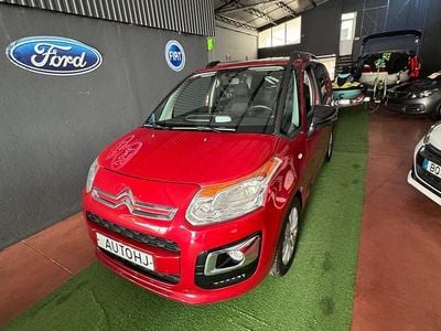 Vermelho Usado 2016 Citroën C3 Attraction Citadino | € 7.500