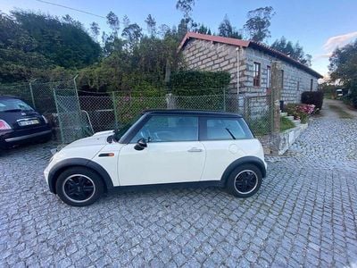 Usado Mini Cooper 85 HP (62 kW) 2005 Citadino