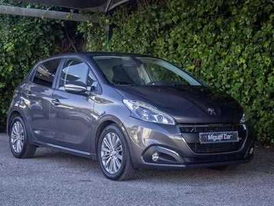 Cinzento Usado 2019 Peugeot 208 Signature Sky Citadino | € 11.900 (Bom preço)