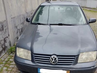 usado VW Bora 1.9 TDi PD 115cv cx 6 velocidades