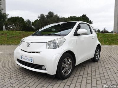 Toyota iQ