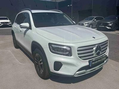 Mercedes GLB180
