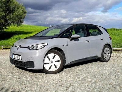 Cinzento Usado 2021 VW ID.3 Citadino | € 17.999 (Bom preço)