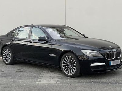 Usado 2010 BMW 740 Sedan | € 14.000