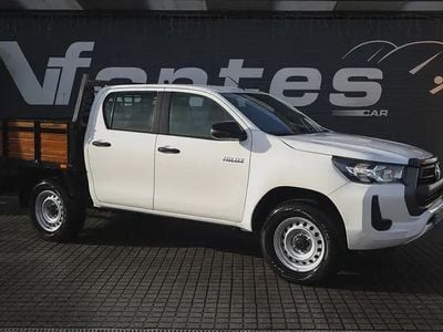 Branco Usado 2023 Toyota HiLux Pickup | € 44.900 (Caro)