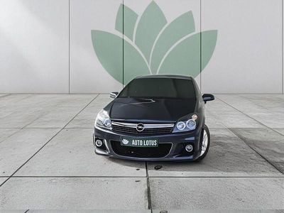 Usado Opel Astra 150 HP (110 kW) 2010 Cinza Coupé