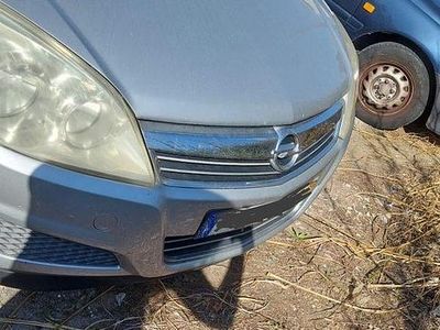 Usado 2007 Opel Corsa Sedan | € 4.500
