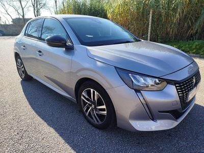Usado Peugeot 208 Allure 101 HP (74 kW) 2022 Cinza Citadino