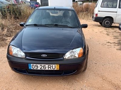 usado Ford Fiesta 1.8