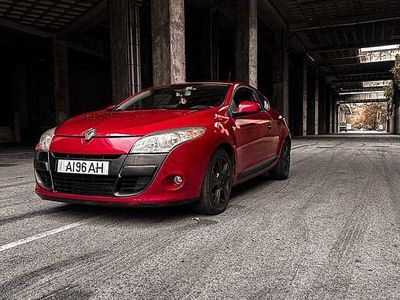 Usado 2009 Renault Mégane III Dynamique Coupé | € 6.500 (Preço elevado)