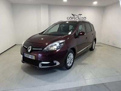 Vermelho Usado 2016 Renault Scénic III Luxe Monovolume | € 12.690 (Preço elevado)