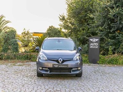 Cinzento Usado 2015 Renault Mégane III | € 14.500 (Caro)